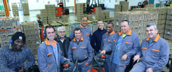 Team im Lagerraum Team im Lagerraum